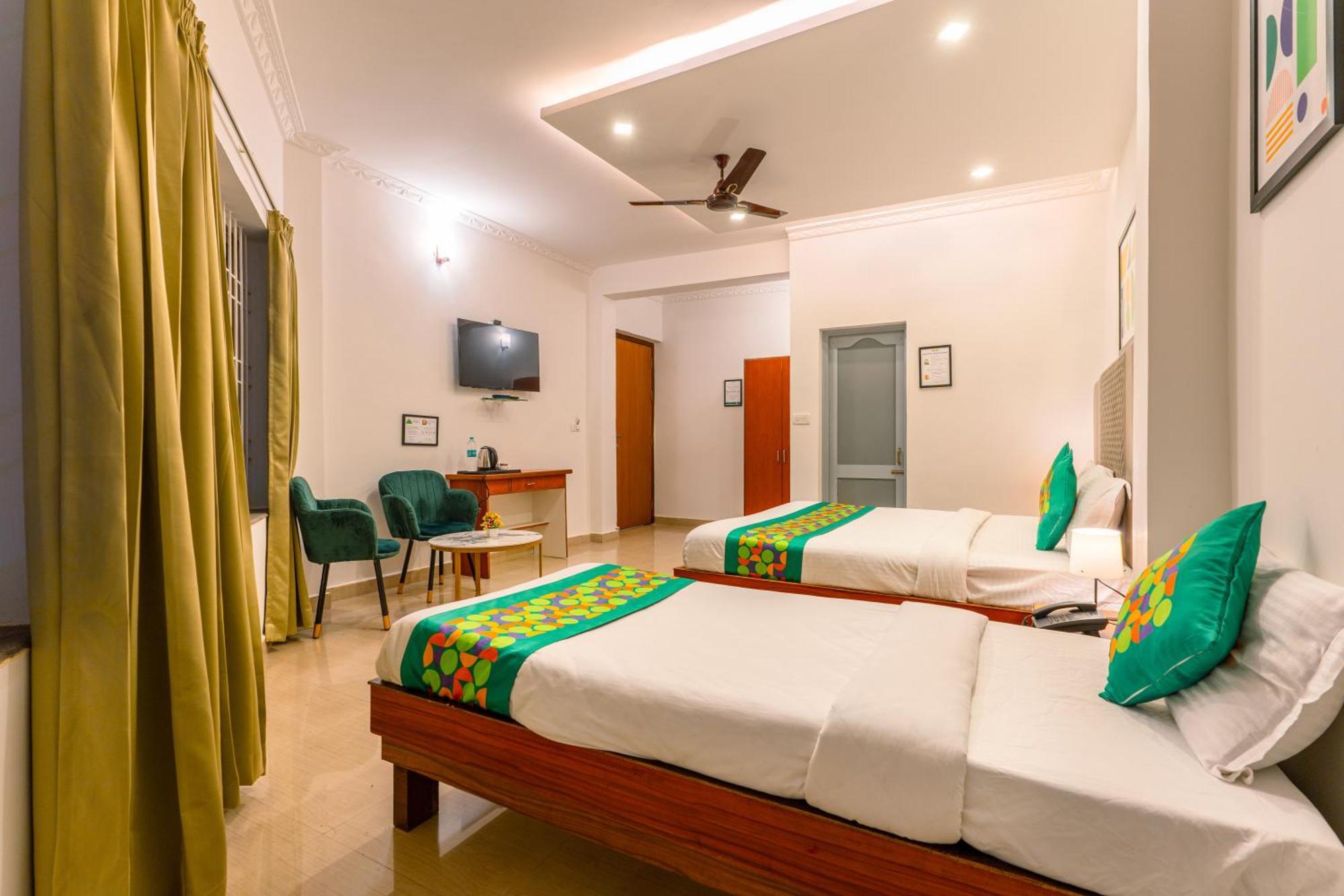 Treebo Regalia Comforts, 15 Mins From Abbey Waterfall Hotell Madikeri Exteriör bild