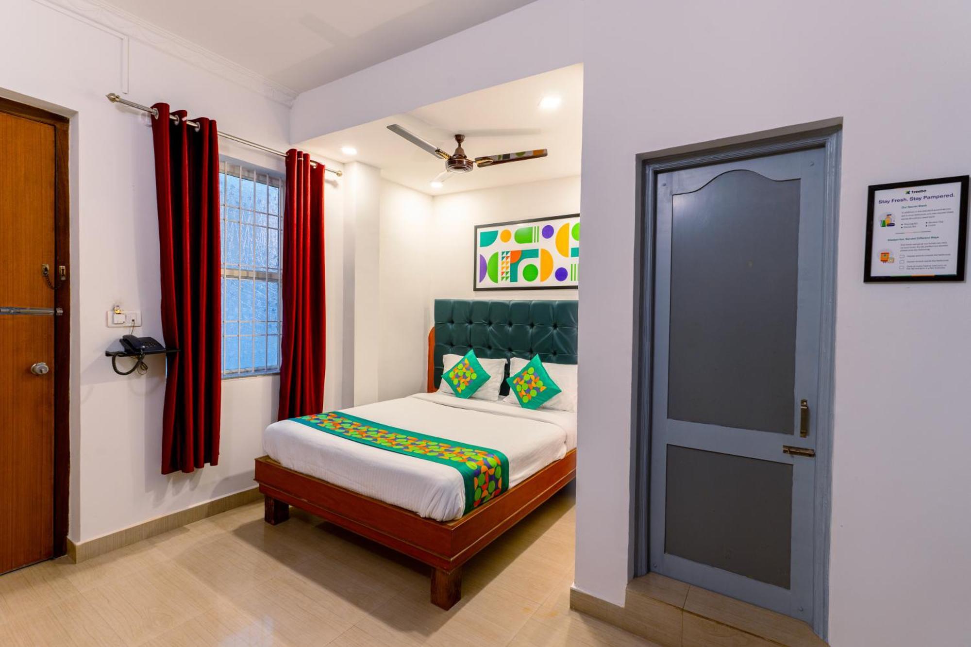 Treebo Regalia Comforts, 15 Mins From Abbey Waterfall Hotell Madikeri Exteriör bild