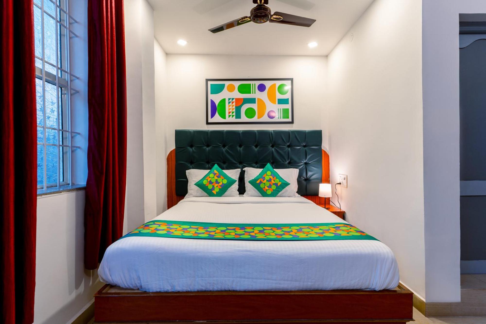 Treebo Regalia Comforts, 15 Mins From Abbey Waterfall Hotell Madikeri Exteriör bild