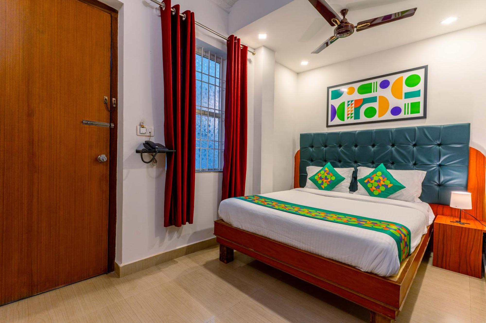 Treebo Regalia Comforts, 15 Mins From Abbey Waterfall Hotell Madikeri Exteriör bild