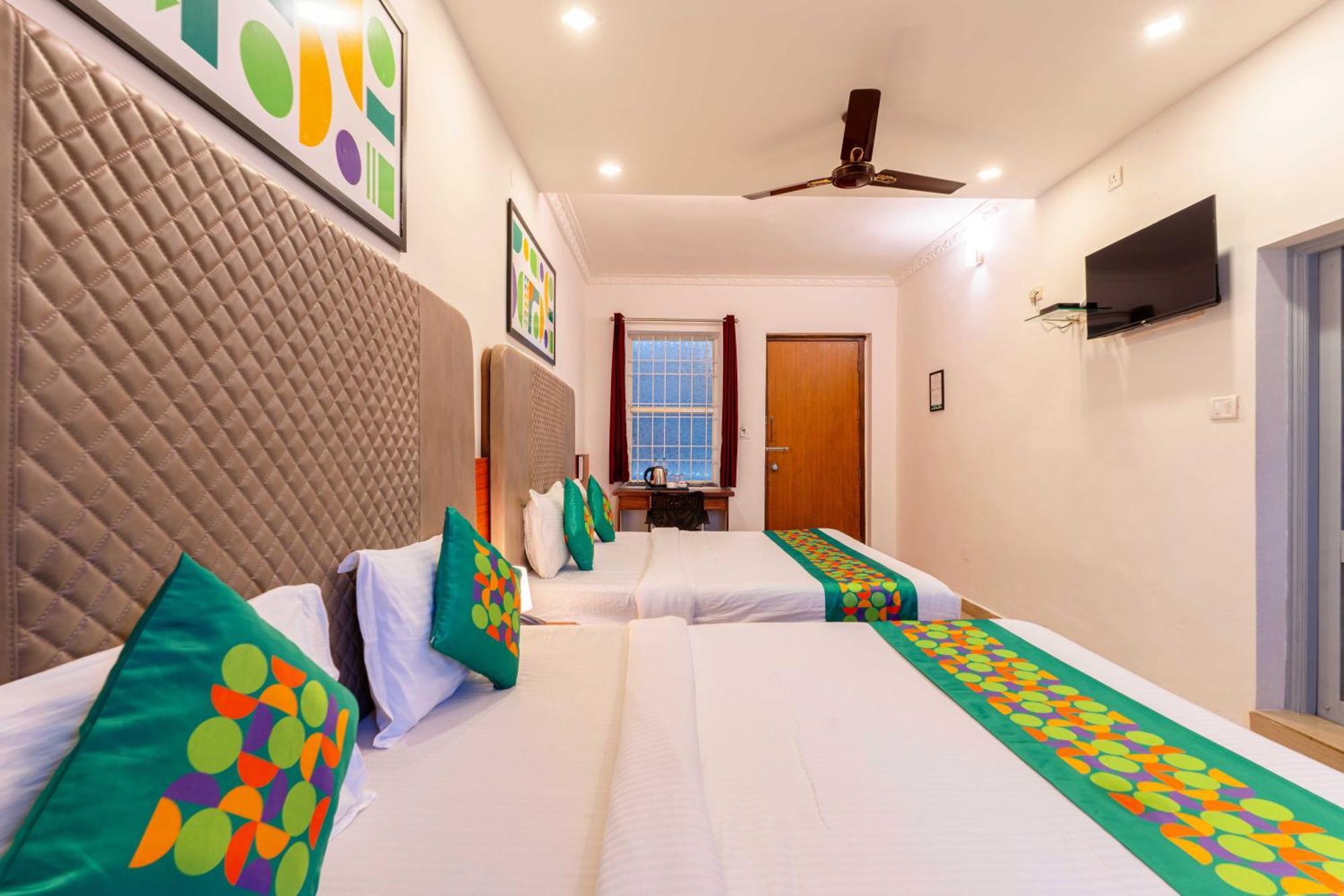 Treebo Regalia Comforts, 15 Mins From Abbey Waterfall Hotell Madikeri Exteriör bild